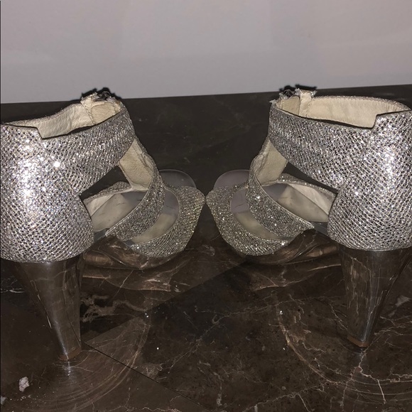 Michael Kors - Picture 3 of 4